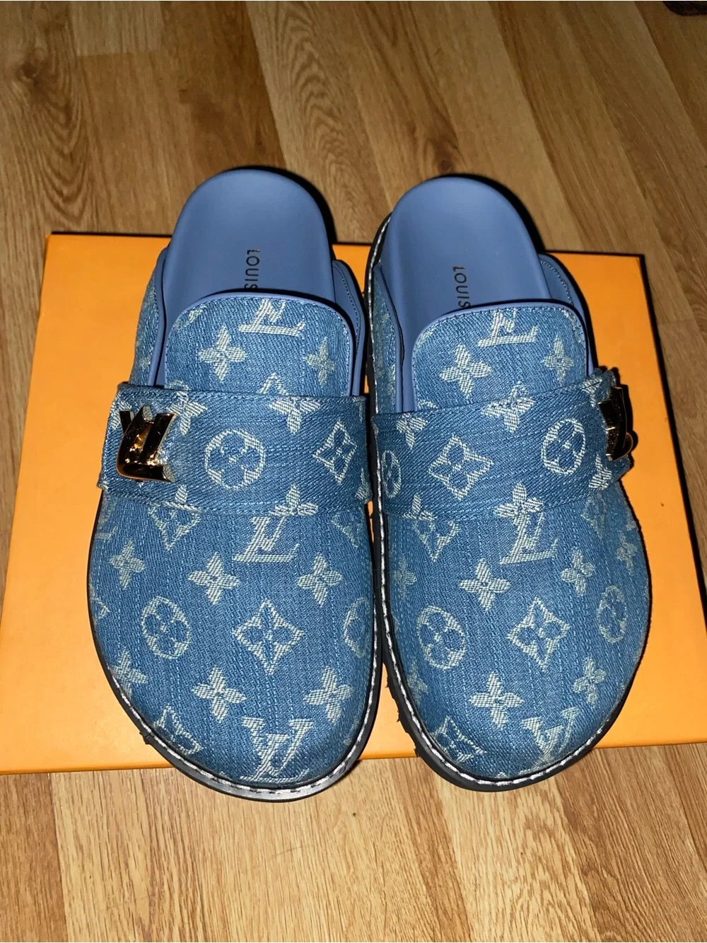 Louis Vuitton Orange and Black Logo Gift Box